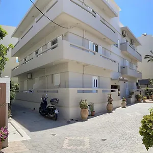 Family Homes Zaharias Apartament