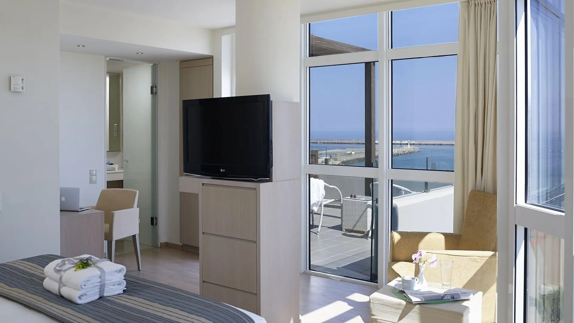 Kriti Beach Hotel Rethimno 5*,